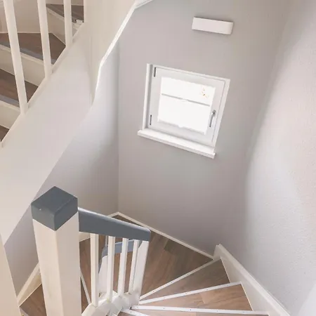 Ehrhardt Apartment *